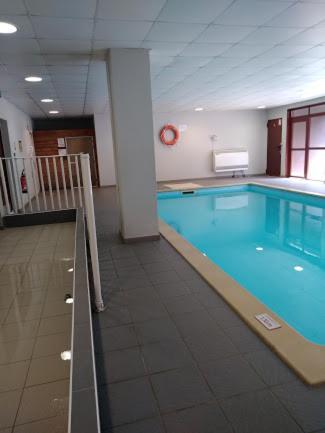 Joli appartement T2 dans résidence avec piscine, hammam et parking gratuits Carcasona Exterior foto